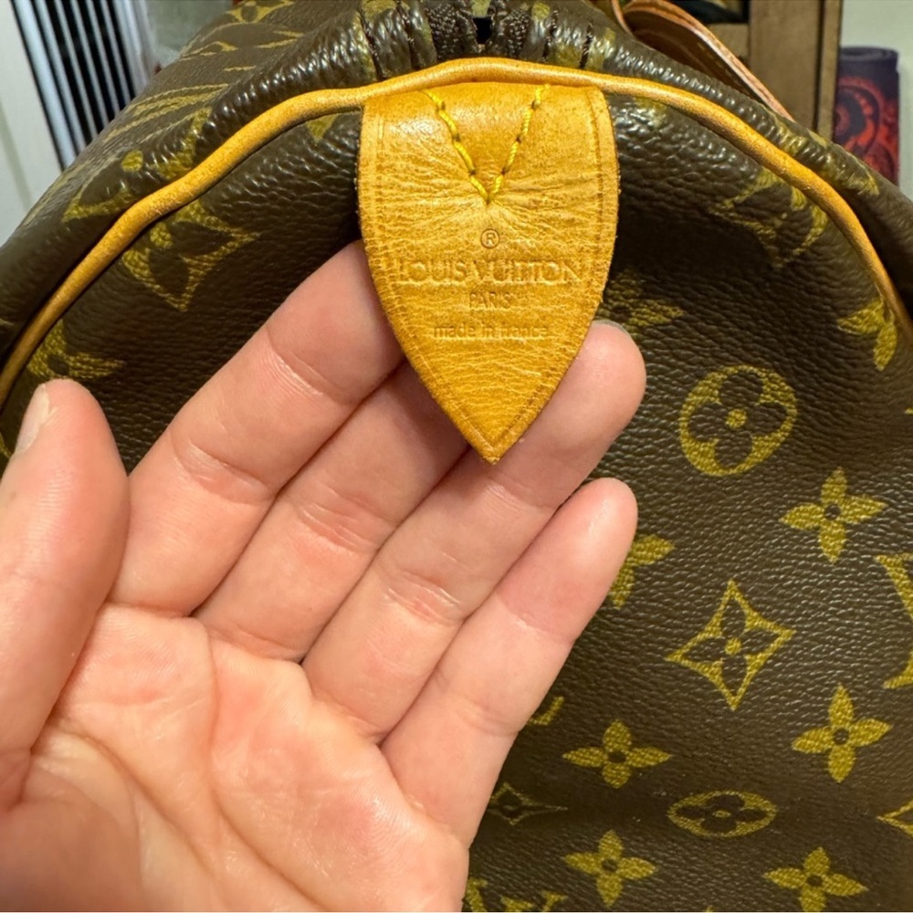 Louis Vuitton🔥 EUC • Keepall 55 (comes with dustbag and luggage tag) - Picture 4 of 12